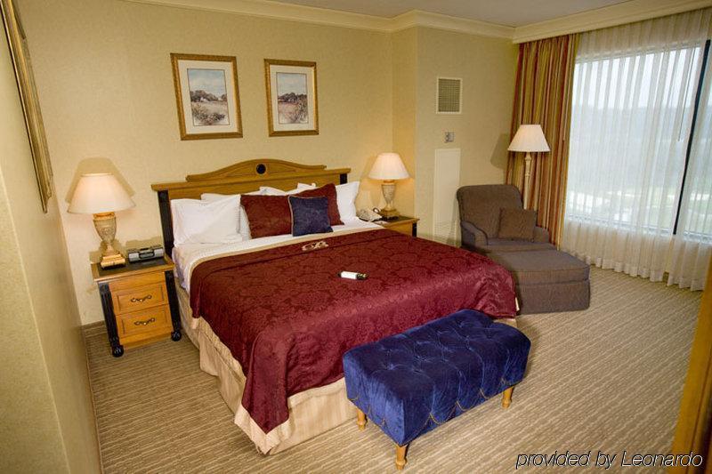 Belterra Casino Resort And Spa Florence Room photo